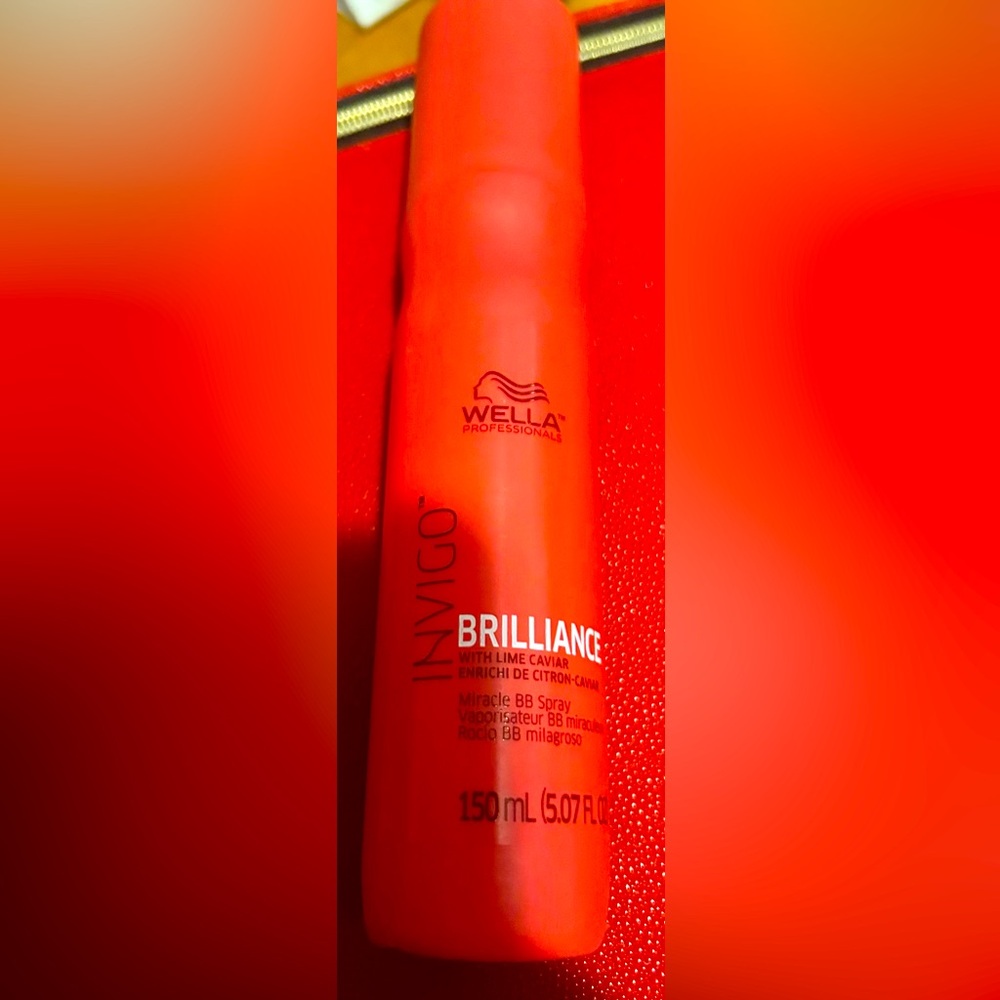 Wella Invigo Brilliance Leave-In Conditioner Spray NEW - Picture 3 of 5